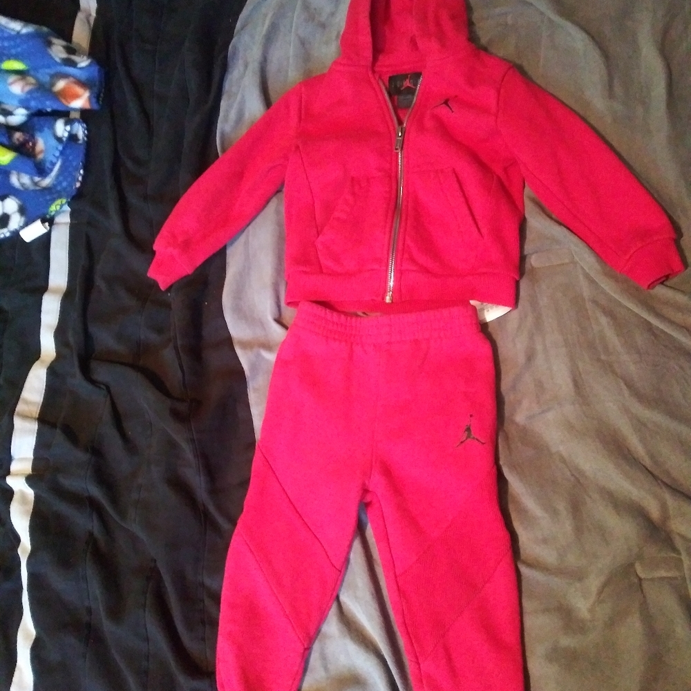 Toddler jordan set